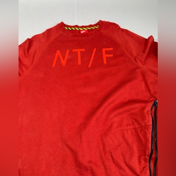 Nike Mens Track And Field Crewneck Sweatshirt Orange Large - Picture 7 of 8